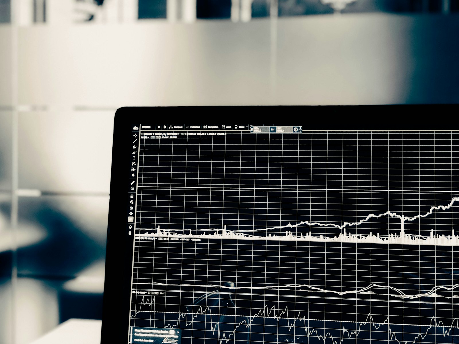 Investment Glance Card